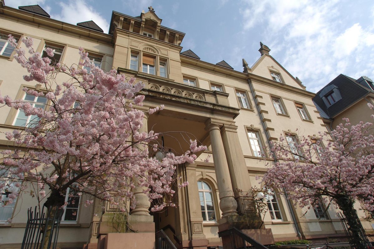 Gebäude St. Josefskrankenhaus